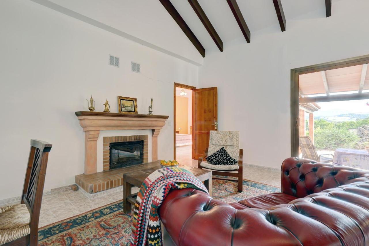 Pajaros Holiday home *